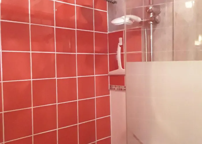 Oda ve Kahvaltı La Guerandelle